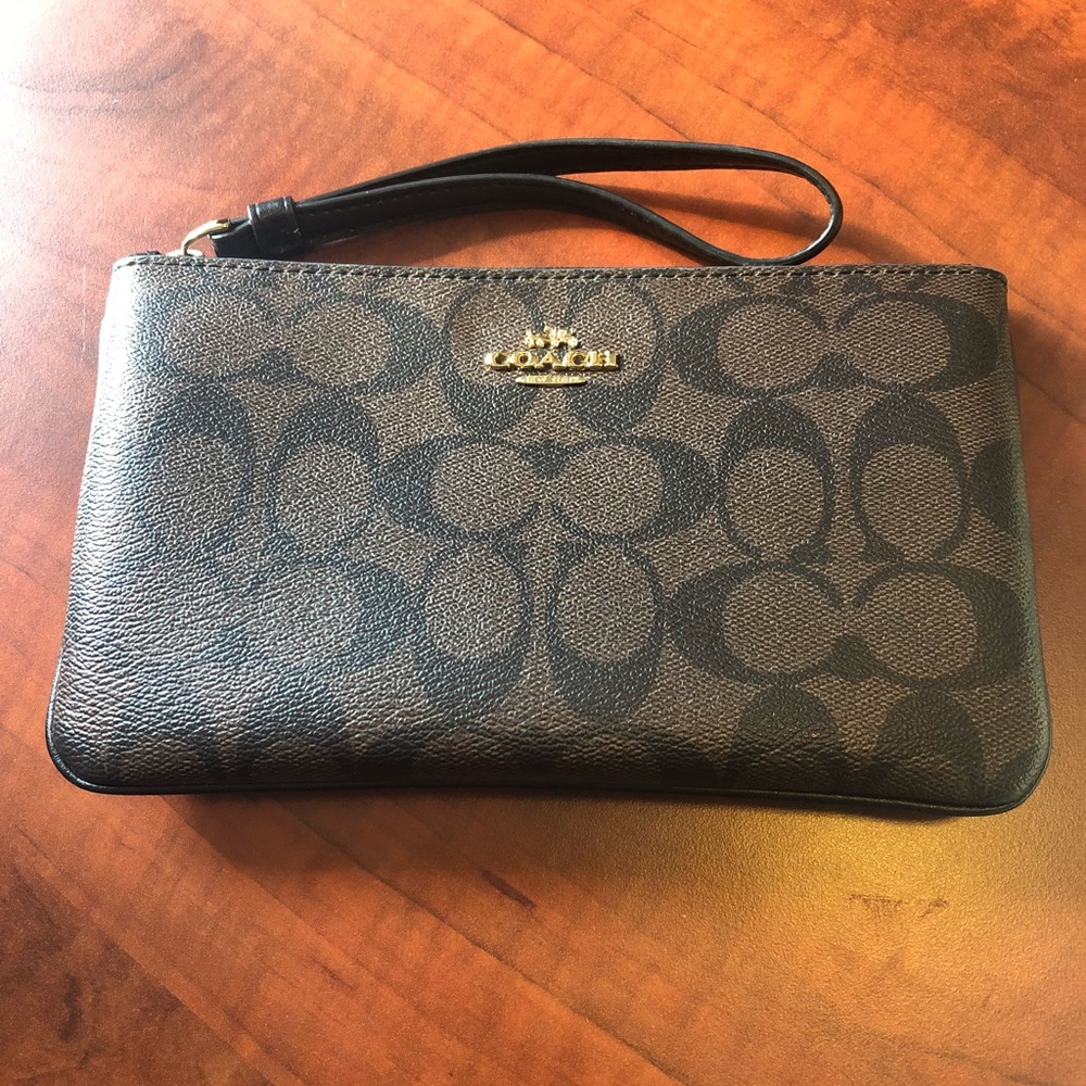 Coach wristlet